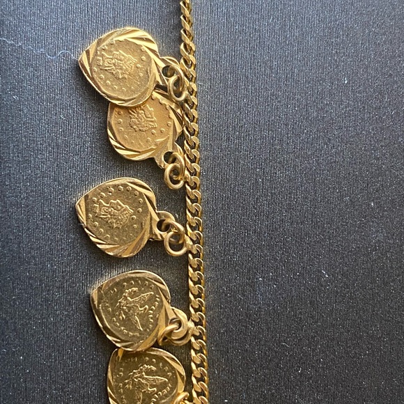 Unique Liberty Themed 22k gold bracelet original design - Picture 3 of 4